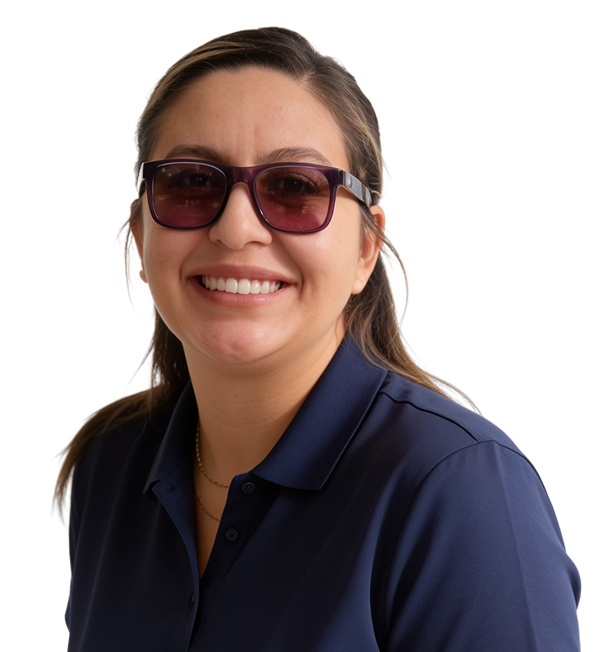 Lezly Hernández, Cabinets Specialist